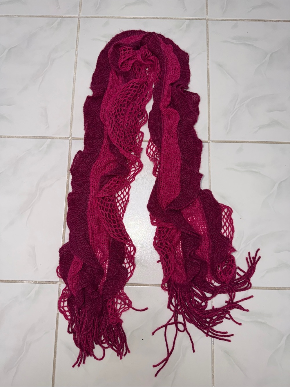 Women's Ruffled Knit Fringe Scarf - Wine Pink